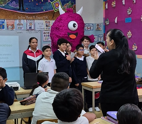Recicloso en el salón de clases